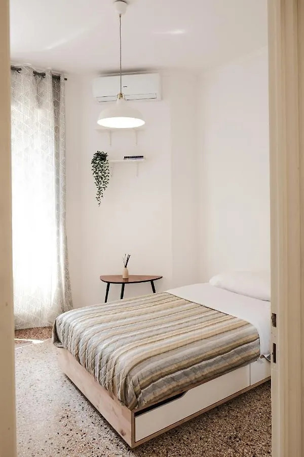 Family Apartment Near Vatican Museum Rome 0*,  Italy