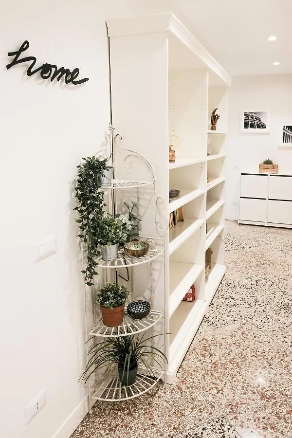 Family Apartment Near Vatican Museum Rome