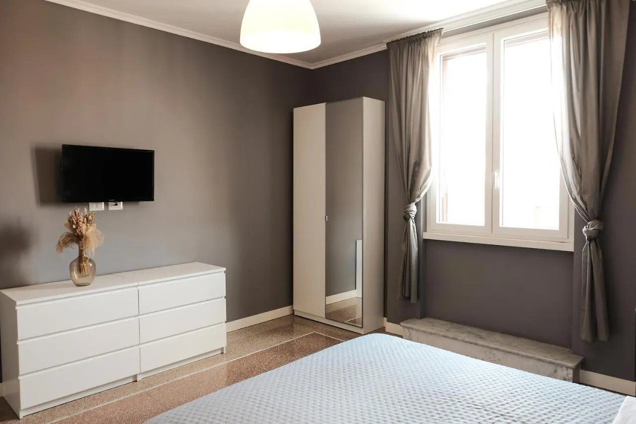 Family Apartment Near Vatican Museum Rome