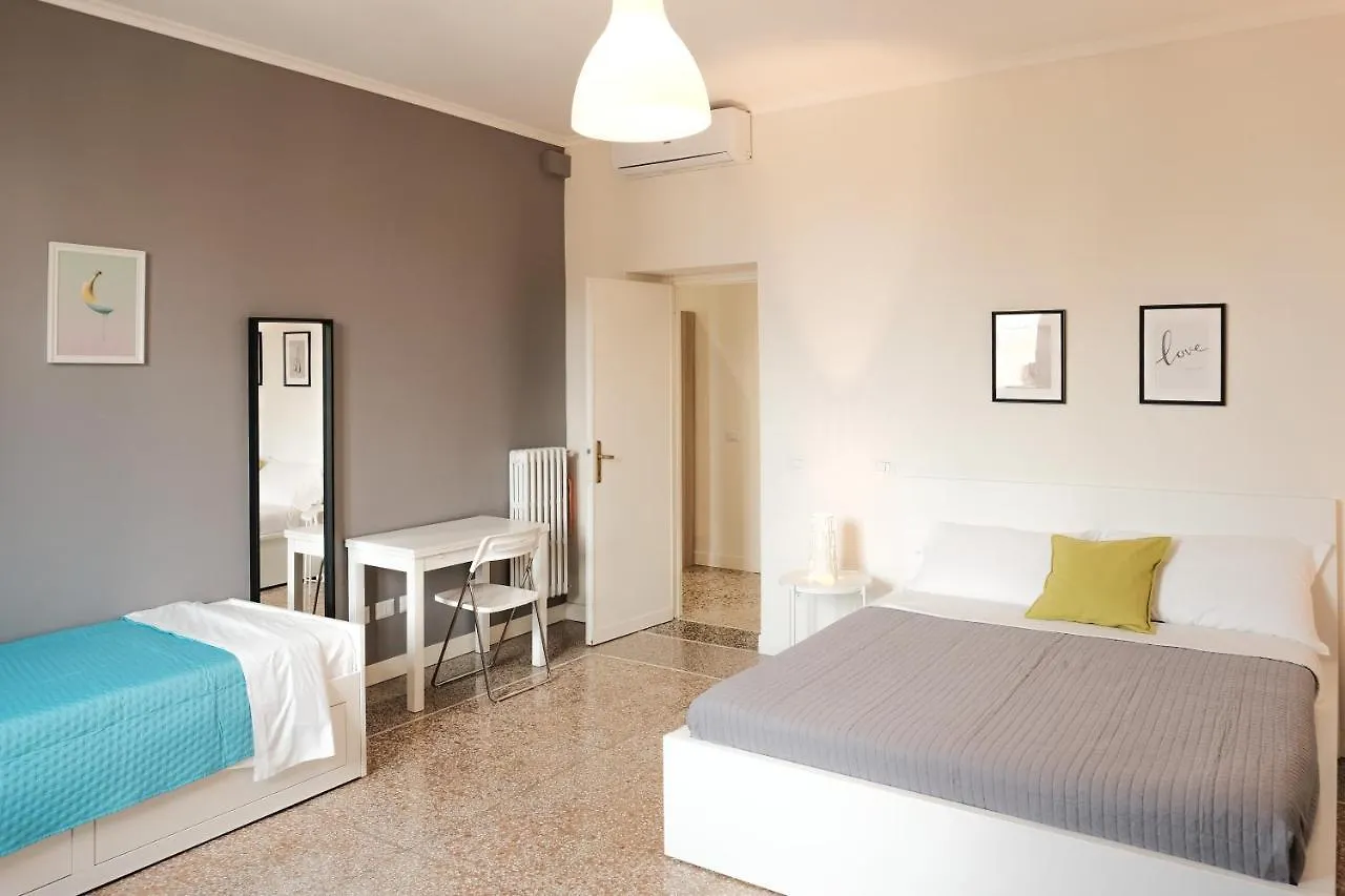 Family Apartment Near Vatican Museum Rome